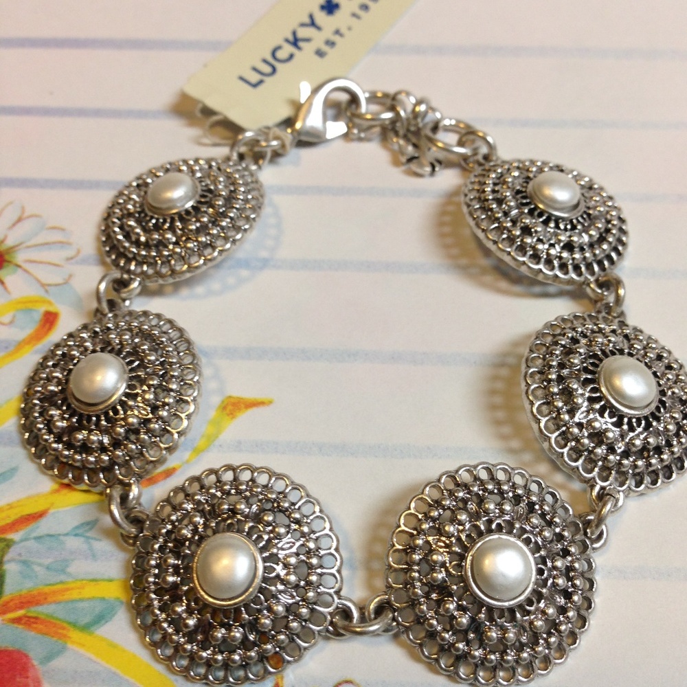 Lucky Brand Silver Tone Pearl Link Bracelet